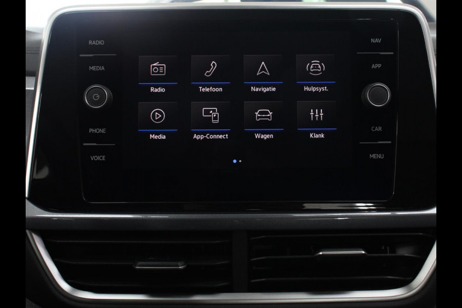 Volkswagen T-Roc 1.5 TSI 150PK DSG Style | Navigatie | Apple Carplay/Android Auto | Camera | Parkeersensoren | Adaptive Cruise Control | Dodehoek Assistent | Elektrische achterklep | Stoel- en stuurverwarming | Full Led | Climate Control | Lichtmetalen velgen Volkswagen T-Roc 1.5 TSI 150PK DSG Style | Navigatie | Apple Carplay/Android Auto | Camera | Parkeersensoren | Adaptive Cruise Control | Dodehoek Assistent | Elektrische achterklep | Stoel- en stuurverwarming | Full Led | Climate Control | Lichtmetalen velgen