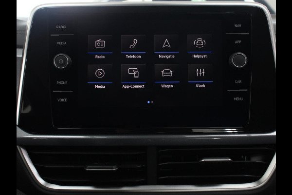 Volkswagen T-Roc 1.5 TSI 150PK DSG Style | Navigatie | Apple Carplay/Android Auto | Camera | Parkeersensoren | Adaptive Cruise Control | Dodehoek Assistent | Elektrische achterklep | Stoel- en stuurverwarming | Full Led | Climate Control | Lichtmetalen velgen Volkswagen T-Roc 1.5 TSI 150PK DSG Style | Navigatie | Apple Carplay/Android Auto | Camera | Parkeersensoren | Adaptive Cruise Control | Dodehoek Assistent | Elektrische achterklep | Stoel- en stuurverwarming | Full Led | Climate Control | Lichtmetalen velgen