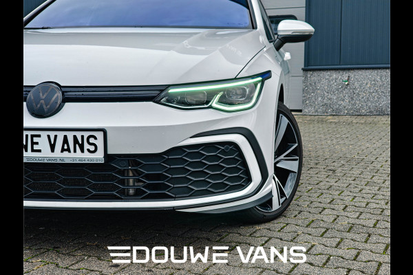 Volkswagen Golf GTE Leer Matrix-LED Q.Light Panorama Stoelverw. Carplay Navi Leder Stoelverwarming