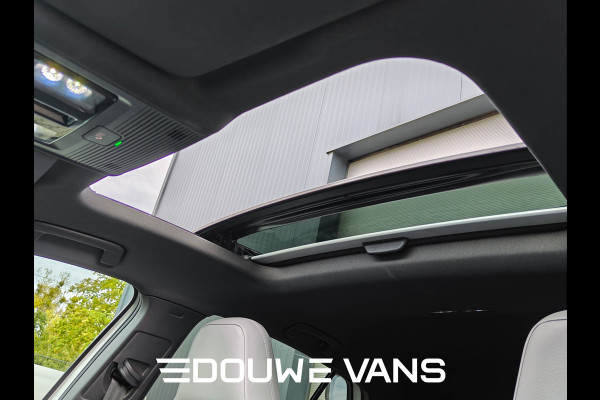 Volkswagen Golf GTE Leer Matrix-LED Q.Light Panorama Stoelverw. Carplay Navi Leder Stoelverwarming