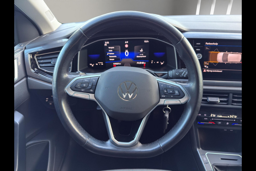 Volkswagen Polo 1.0 TSI Style | Camera | Parkeersensors | Airco (automatisch) | Digital Cockpit | Navigatie | IQ Light |