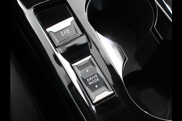 Peugeot 208 1.2 Hybrid 100PK Automaat Allure | Navigatie | Apple Carplay/Android Auto | Airco | Camera | Parkeer sensoren | Cruise Control | Led | Lichtmetalen Velgen Peugeot 208 1.2 Hybrid 100PK Automaat Allure | Navigatie | Apple Carplay/Android Auto | Airco | Camera | Parkeer sensoren | Cruise Control | Led | Lichtmetalen Velgen