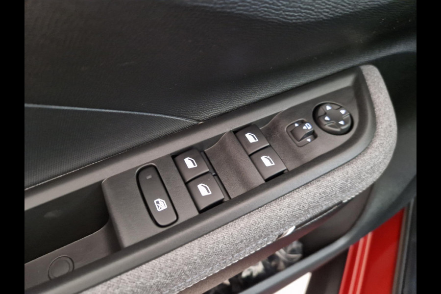 Opel Frontera 1.2 Turbo Hybrid GS | Winter Pakket | Technologie Pakket | 8 jaar garantie | 4,9% rente Opel Frontera 1.2 Turbo Hybrid GS | Winter Pakket | Technologie Pakket | 8 jaar garantie | 4,9% rente