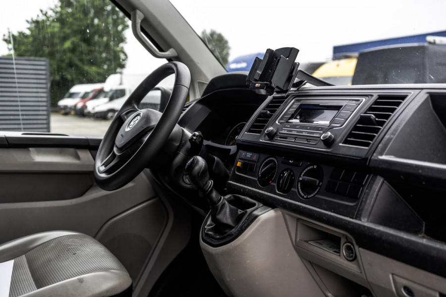 Volkswagen Transporter 2.0 TDI L1H2 | MOTOR DEFECT | PDC | Inrichting | Euro 6