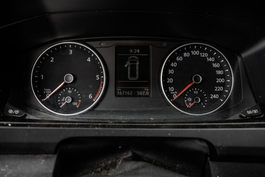 Volkswagen Transporter 2.0 TDI L1H2 | MOTOR DEFECT | PDC | Inrichting | Euro 6