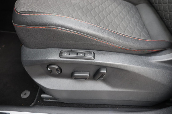 Seat Tarraco 1.5 TSI FR Business Intense 7persoons org.NL schuifdak Beats camera's Seat Tarraco 1.5 TSI FR Business Intense 7persoons org.NL schuifdak Beats camera's