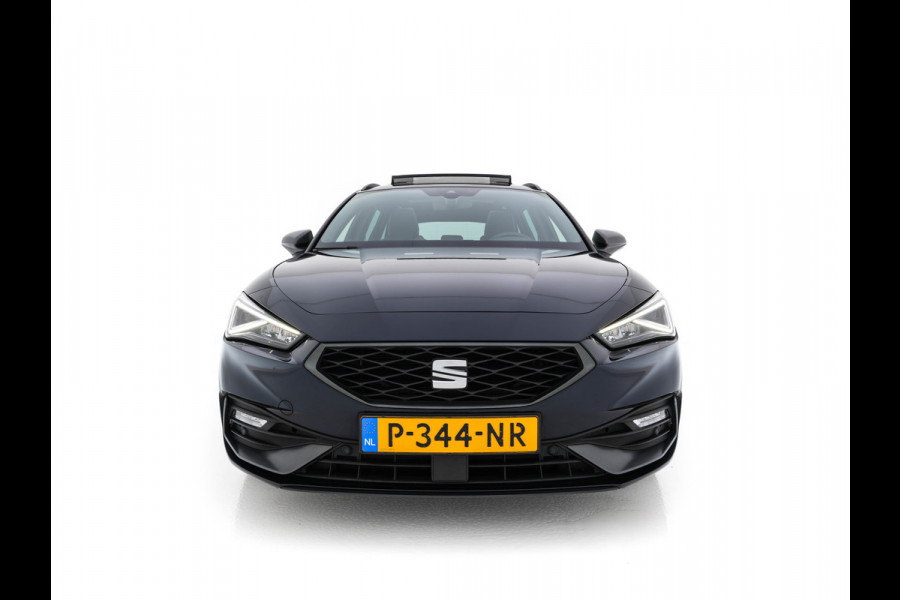 Seat Leon Sportstourer 2.0 TDI FR Business Intense (INCL-BTW) Aut.  *PANO | FULL-LED | ADAPTIVE-CRUISE | DIGI-COCKPIT | NAVI-FULLMAP | LEATHER-MICROFIBRE | CARPLAY | KEYLESS | SHIFT-PADDLES | SPORT-SEATS | AMBIENT-LIGHT | CAMERA | 17''ALU | T