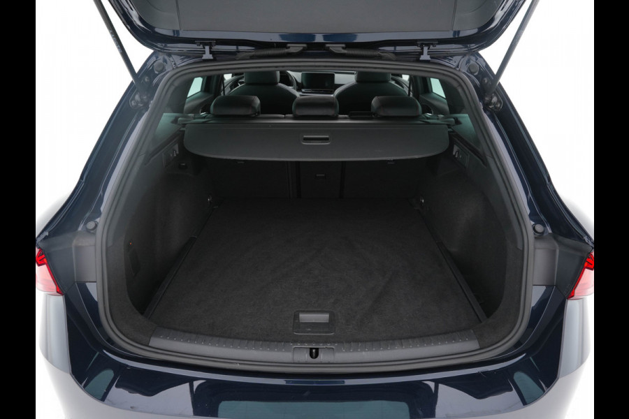 Seat Leon Sportstourer 2.0 TDI FR Business Intense (INCL-BTW) Aut.  *PANO | FULL-LED | ADAPTIVE-CRUISE | DIGI-COCKPIT | NAVI-FULLMAP | LEATHER-MICROFIBRE | CARPLAY | KEYLESS | SHIFT-PADDLES | SPORT-SEATS | AMBIENT-LIGHT | CAMERA | 17''ALU | T