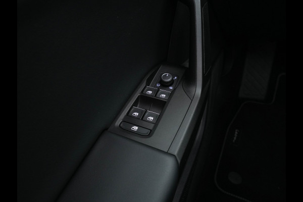 Seat Leon Sportstourer 2.0 TDI FR Business Intense (INCL-BTW) Aut.  *PANO | FULL-LED | ADAPTIVE-CRUISE | DIGI-COCKPIT | NAVI-FULLMAP | LEATHER-MICROFIBRE | CARPLAY | KEYLESS | SHIFT-PADDLES | SPORT-SEATS | AMBIENT-LIGHT | CAMERA | 17''ALU | T