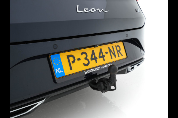 Seat Leon Sportstourer 2.0 TDI FR Business Intense (INCL-BTW) Aut.  *PANO | FULL-LED | ADAPTIVE-CRUISE | DIGI-COCKPIT | NAVI-FULLMAP | LEATHER-MICROFIBRE | CARPLAY | KEYLESS | SHIFT-PADDLES | SPORT-SEATS | AMBIENT-LIGHT | CAMERA | 17''ALU | T