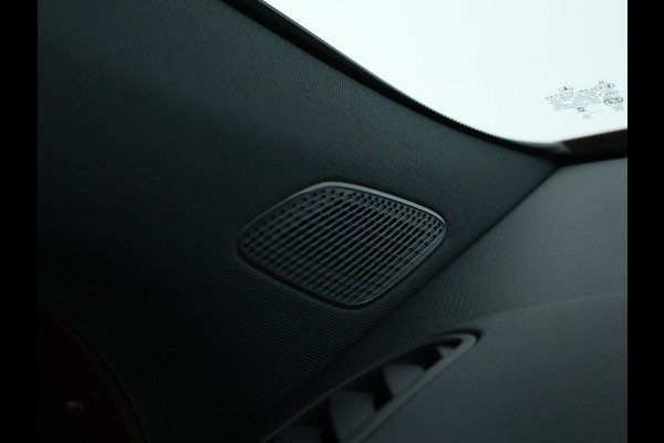 Mercedes-Benz GLA 250 e Business Solution AMG AMG Line Advanced Plus | Trekhaak | Dodehoek Assist | 11 kW Laden | Stoel en Stuurverwarming. Inclusief 24 maanden MB Certified garantie voor Europa.