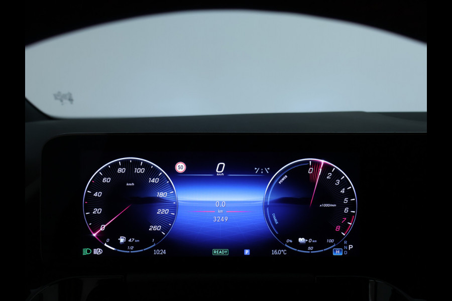 Mercedes-Benz GLA 250 e Business Solution AMG AMG Line Advanced Plus | Trekhaak | Dodehoek Assist | 11 kW Laden | Stoel en Stuurverwarming. Inclusief 24 maanden MB Certified garantie voor Europa.