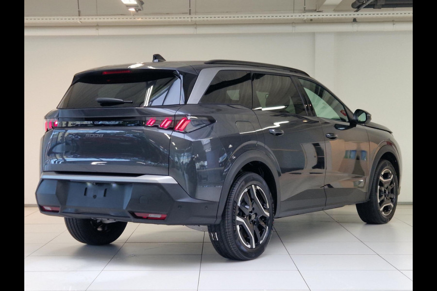 Peugeot 5008 1.6 Plug-in Hybrid 195 Allure 7,4 kW | Seat Pack | Panoramic Navigation Pack | 360 Vision & Drive Assist Pack Peugeot 5008 1.6 Plug-in Hybrid 195 Allure 7,4 kW | Seat Pack | Panoramic Navigation Pack | 360 Vision & Drive Assist Pack