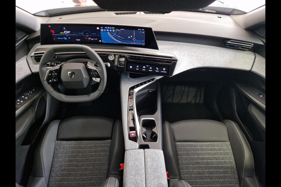Peugeot 5008 1.6 Plug-in Hybrid 195 Allure 7,4 kW | Seat Pack | Panoramic Navigation Pack | 360 Vision & Drive Assist Pack Peugeot 5008 1.6 Plug-in Hybrid 195 Allure 7,4 kW | Seat Pack | Panoramic Navigation Pack | 360 Vision & Drive Assist Pack