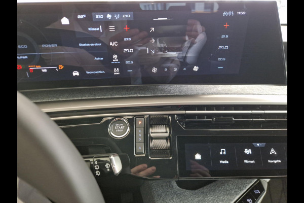 Peugeot 5008 1.6 Plug-in Hybrid 195 Allure 7,4 kW | Seat Pack | Panoramic Navigation Pack | 360 Vision & Drive Assist Pack Peugeot 5008 1.6 Plug-in Hybrid 195 Allure 7,4 kW | Seat Pack | Panoramic Navigation Pack | 360 Vision & Drive Assist Pack