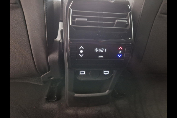 Peugeot 5008 1.6 Plug-in Hybrid 195 Allure 7,4 kW | Seat Pack | Panoramic Navigation Pack | 360 Vision & Drive Assist Pack Peugeot 5008 1.6 Plug-in Hybrid 195 Allure 7,4 kW | Seat Pack | Panoramic Navigation Pack | 360 Vision & Drive Assist Pack