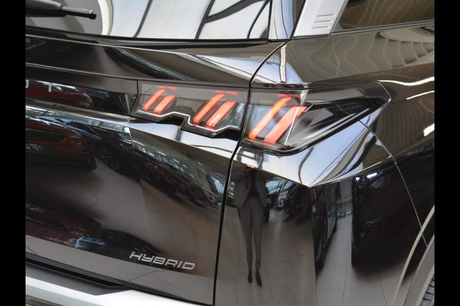 Peugeot 5008 1.2 Hybrid 145 Allure