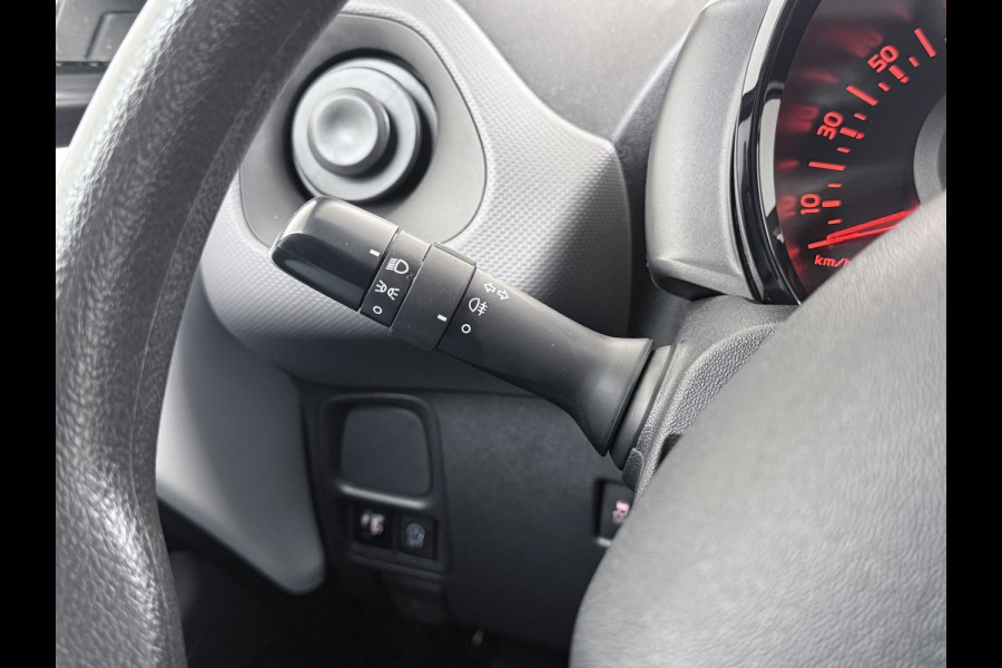 Peugeot 108 1.0 e-VTi 5Drs Airco Camera Navi* Apple Carplay Android Auto DAB Active Bluetooth Isofix Led Pack Techno 1e Eigenaar Origineel Nederlandse Auto Peugeot 108 1.0 e-VTi 5Drs Airco Camera Navi* Apple Carplay Android Auto DAB Active Bluetooth Isofix Led Pack Techno 1e Eigenaar Origineel Nederlandse Auto