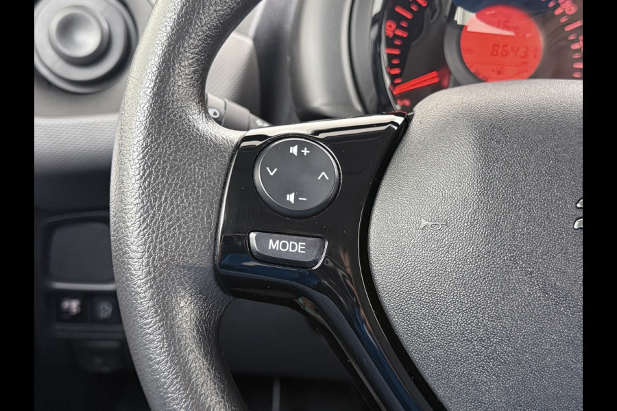 Peugeot 108 1.0 e-VTi 5Drs Airco Camera Navi* Apple Carplay Android Auto DAB Active Bluetooth Isofix Led Pack Techno 1e Eigenaar Origineel Nederlandse Auto Peugeot 108 1.0 e-VTi 5Drs Airco Camera Navi* Apple Carplay Android Auto DAB Active Bluetooth Isofix Led Pack Techno 1e Eigenaar Origineel Nederlandse Auto