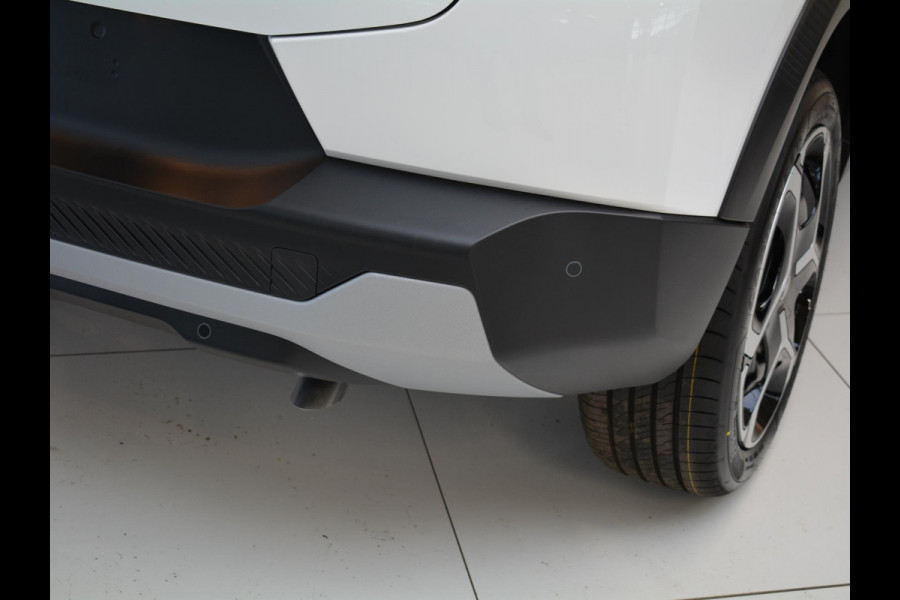 Citroën C3 1.2 Hybrid 110pk Plus Citroën C3 1.2 Hybrid 110pk Plus