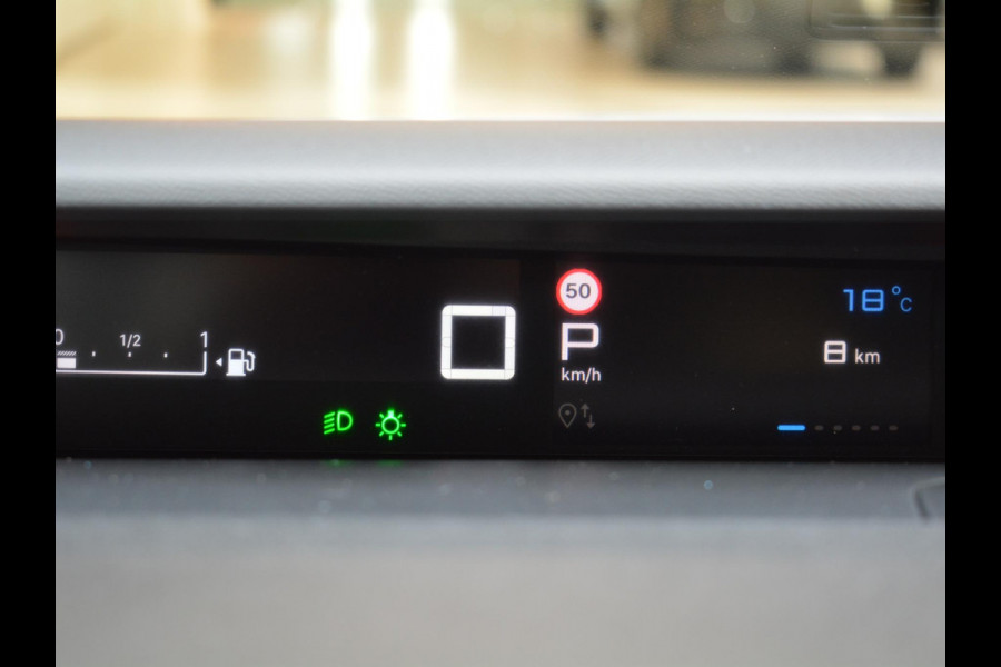 Citroën C3 1.2 Hybrid 110pk Plus Citroën C3 1.2 Hybrid 110pk Plus