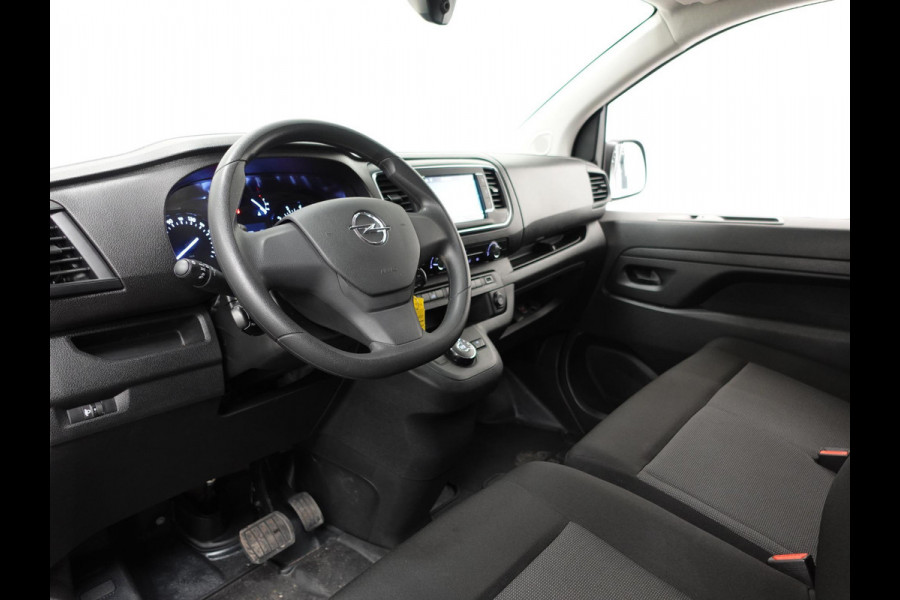 Opel Vivaro 2.0 BlueHDi 145PK L2 Automaat | Navigatie | Airco | Trekhaak | Side Bars | Betimmering | Laadruimte betimmering