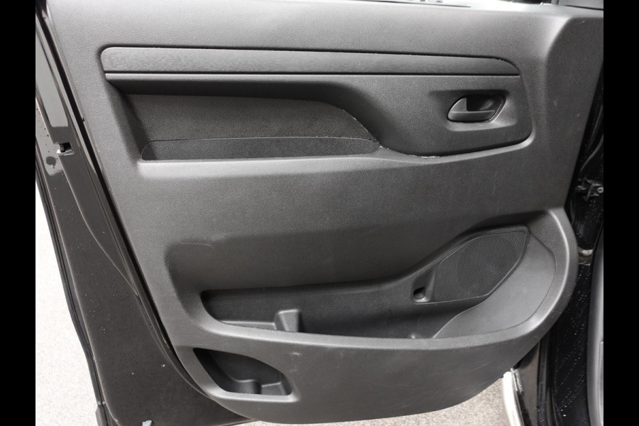 Opel Vivaro 2.0 BlueHDi 145PK L2 Automaat | Navigatie | Airco | Trekhaak | Side Bars | Betimmering | Laadruimte betimmering