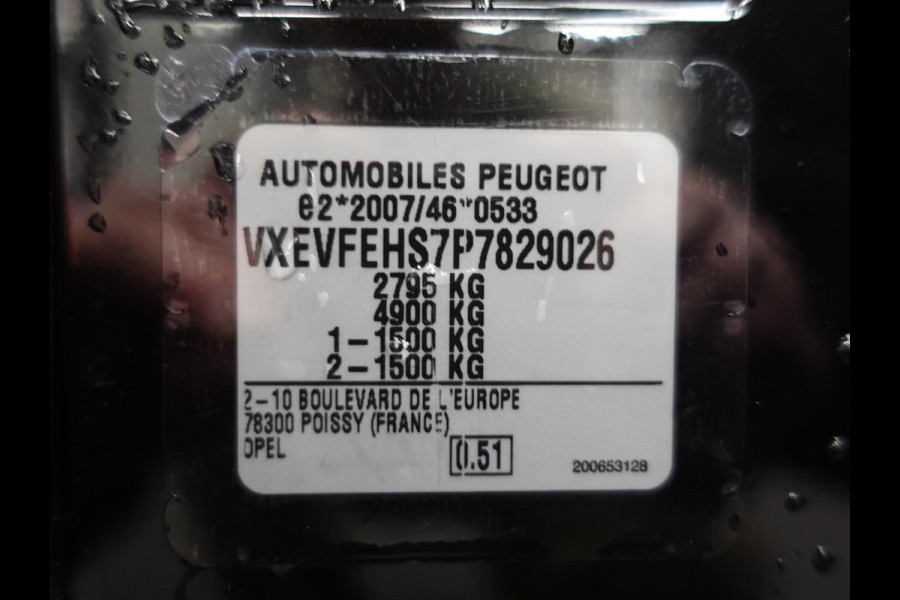 Opel Vivaro 2.0 BlueHDi 145PK L2 Automaat | Navigatie | Airco | Trekhaak | Side Bars | Betimmering | Laadruimte betimmering