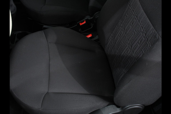 Fiat 500C 1.0 Hybrid Bellavita | Navigatie | Climate Control | Apple Carplay/Android Auto | Dab | Digitale Cockpit | Parkeer sensoren Fiat 500C 1.0 Hybrid Bellavita | Navigatie | Climate Control | Apple Carplay/Android Auto | Dab | Digitale Cockpit | Parkeer sensoren