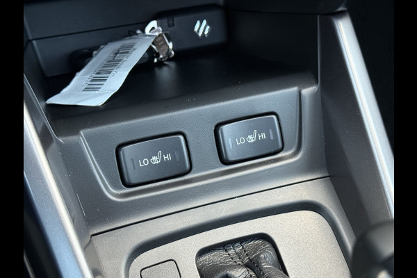 Suzuki Vitara 1.5 Hybrid Style AllGrip | Pano | ACC | Camera | LED | Parelmoer Suzuki Vitara 1.5 Hybrid Style AllGrip | Pano | ACC | Camera | LED | Parelmoer