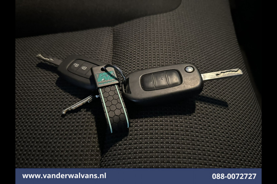 Renault Trafic 2.0 dCi 131pk L2H1 Euro6 Airco | Navigatie | LED | Cruisecontrol | Parkeersensoren Bijrijdersbank, 2500kg trekvermogen Renault Trafic 2.0 dCi 131pk L2H1 Euro6 Airco | Navigatie | LED | Cruisecontrol | Parkeersensoren Bijrijdersbank, 2500kg trekvermogen