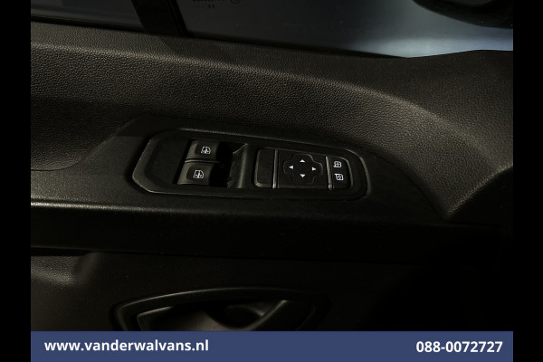 Renault Trafic 2.0 dCi 131pk L2H1 Euro6 Airco | Navigatie | LED | Cruisecontrol | Parkeersensoren Bijrijdersbank, 2500kg trekvermogen Renault Trafic 2.0 dCi 131pk L2H1 Euro6 Airco | Navigatie | LED | Cruisecontrol | Parkeersensoren Bijrijdersbank, 2500kg trekvermogen
