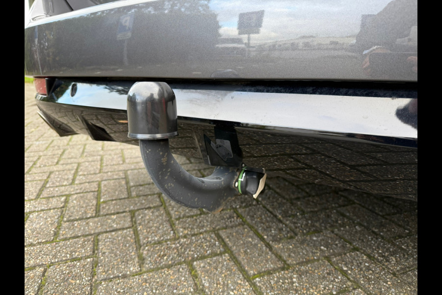 Peugeot 508 SW 1.6 Turbo 180pk Allure - Automaat - Navi - Climate - Trekhaak - Org.NL Peugeot 508 SW 1.6 Turbo 180pk Allure - Automaat - Navi - Climate - Trekhaak - Org.NL