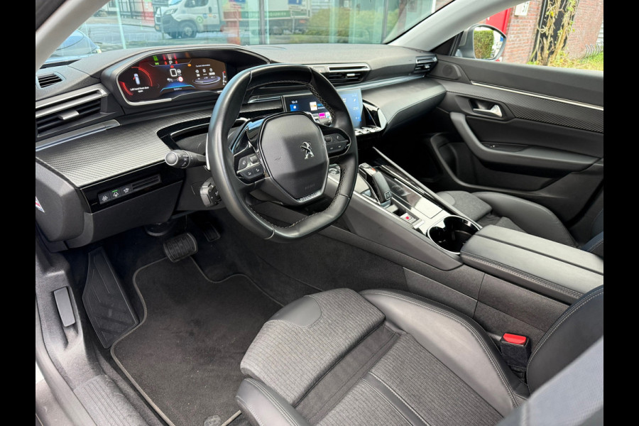 Peugeot 508 SW 1.6 Turbo 180pk Allure - Automaat - Navi - Climate - Trekhaak - Org.NL Peugeot 508 SW 1.6 Turbo 180pk Allure - Automaat - Navi - Climate - Trekhaak - Org.NL