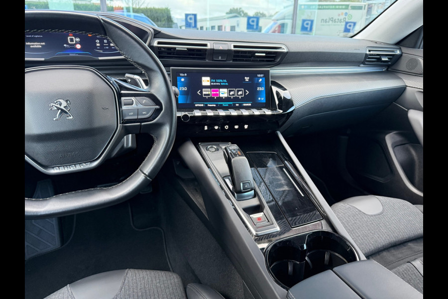 Peugeot 508 SW 1.6 Turbo 180pk Allure - Automaat - Navi - Climate - Trekhaak - Org.NL Peugeot 508 SW 1.6 Turbo 180pk Allure - Automaat - Navi - Climate - Trekhaak - Org.NL