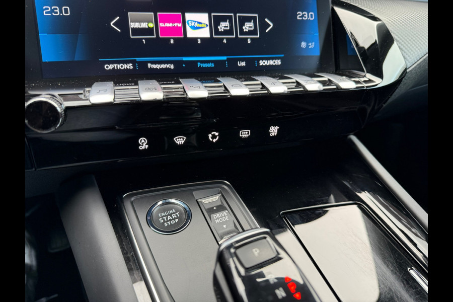 Peugeot 508 SW 1.6 Turbo 180pk Allure - Automaat - Navi - Climate - Trekhaak - Org.NL Peugeot 508 SW 1.6 Turbo 180pk Allure - Automaat - Navi - Climate - Trekhaak - Org.NL