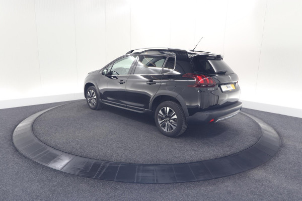 Peugeot 2008 PureTech 110 Allure | Panoramadak | Navigatie | Camera | Parkeersensoren