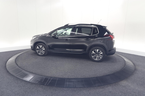 Peugeot 2008 PureTech 110 Allure | Panoramadak | Navigatie | Camera | Parkeersensoren