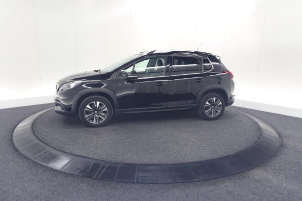 Peugeot 2008 PureTech 110 Allure | Panoramadak | Navigatie | Camera | Parkeersensoren