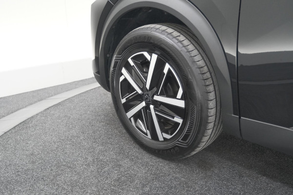 Peugeot e-2008 EV Active 50 kWh | Parkeersensoren | Apple Carplay | Climate Control Peugeot e-2008 EV Active 50 kWh | Parkeersensoren | Apple Carplay | Climate Control