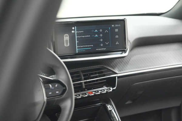 Peugeot e-2008 EV Active 50 kWh | Parkeersensoren | Apple Carplay | Climate Control Peugeot e-2008 EV Active 50 kWh | Parkeersensoren | Apple Carplay | Climate Control