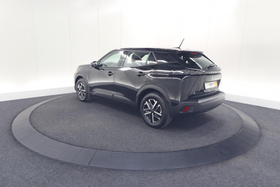 Peugeot e-2008 EV Active 50 kWh | Parkeersensoren | Apple Carplay | Climate Control Peugeot e-2008 EV Active 50 kWh | Parkeersensoren | Apple Carplay | Climate Control