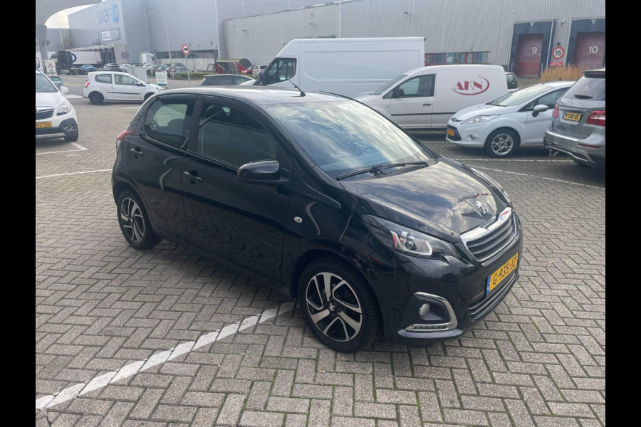 Peugeot 108 1.0 e-VTi Allure / navigatie Peugeot 108 1.0 e-VTi Allure / navigatie