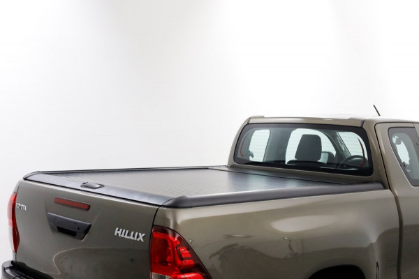 Toyota Hilux 2.4 D-4D 150pk Xtra Cab Cool Comfort 4X4 4WD Trekhaak 3500kg 09-2021 Toyota Hilux 2.4 D-4D 150pk Xtra Cab Cool Comfort 4X4 4WD Trekhaak 3500kg 09-2021