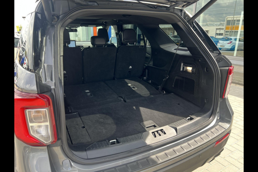 Ford Explorer 3.0 V6 EcoBoost PHEV ST-Line | ZUID | 457pk | Adaptieve Cruise | Full LED | Panoramadak | 2.500kg Trekgewiwcht Ford Explorer 3.0 V6 EcoBoost PHEV ST-Line | ZUID | 457pk | Adaptieve Cruise | Full LED | Panoramadak | 2.500kg Trekgewiwcht