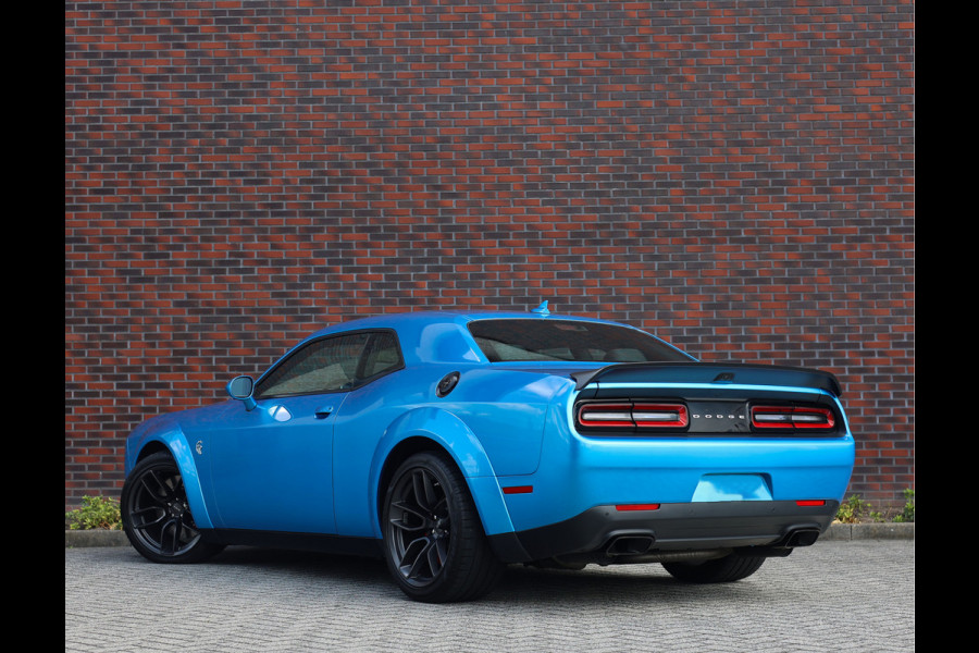Dodge Challenger 6.2 SRT Hellcat | Facelift - Nieuwstaat - Widebody Dodge Challenger 6.2 SRT Hellcat | Facelift - Nieuwstaat - Widebody