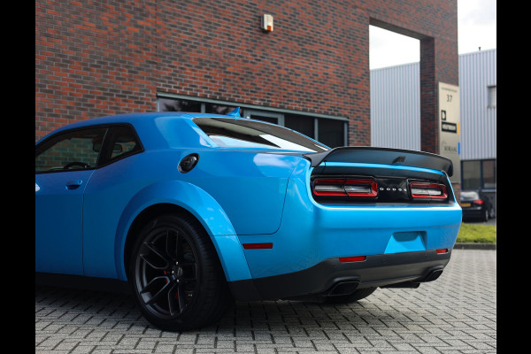 Dodge Challenger 6.2 SRT Hellcat | Facelift - Nieuwstaat - Widebody Dodge Challenger 6.2 SRT Hellcat | Facelift - Nieuwstaat - Widebody