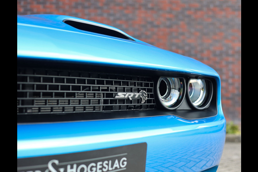 Dodge Challenger 6.2 SRT Hellcat | Facelift - Nieuwstaat - Widebody Dodge Challenger 6.2 SRT Hellcat | Facelift - Nieuwstaat - Widebody