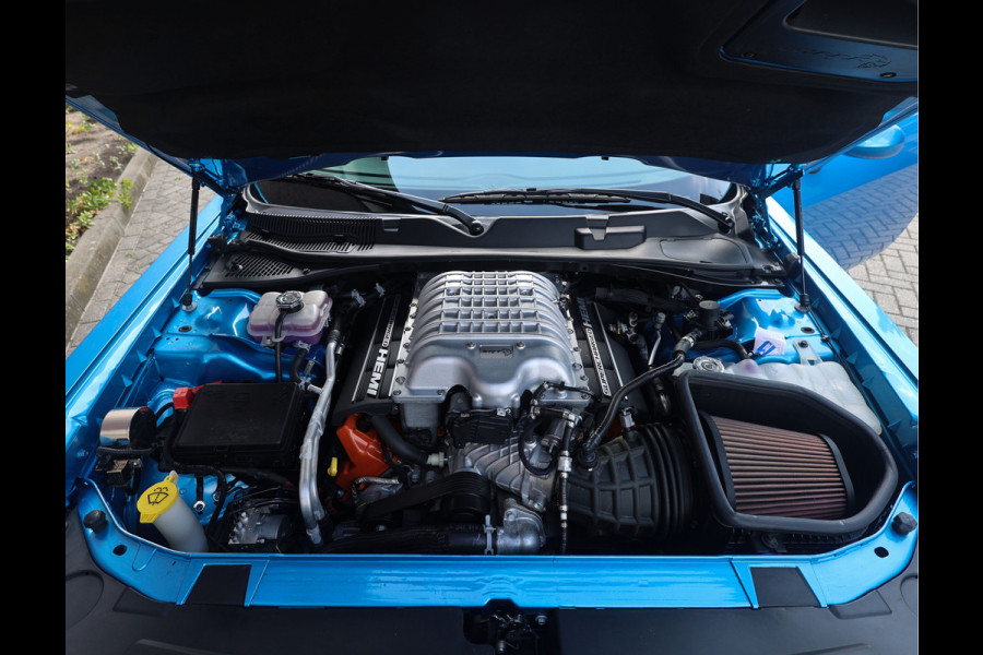 Dodge Challenger 6.2 SRT Hellcat | Facelift - Nieuwstaat - Widebody Dodge Challenger 6.2 SRT Hellcat | Facelift - Nieuwstaat - Widebody
