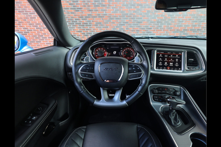 Dodge Challenger 6.2 SRT Hellcat | Facelift - Nieuwstaat - Widebody Dodge Challenger 6.2 SRT Hellcat | Facelift - Nieuwstaat - Widebody